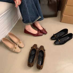 通勤一脚蹬瓢鞋 甜美风方头浅口单鞋 森女蝴蝶结山茶花粗跟芭蕾舞鞋