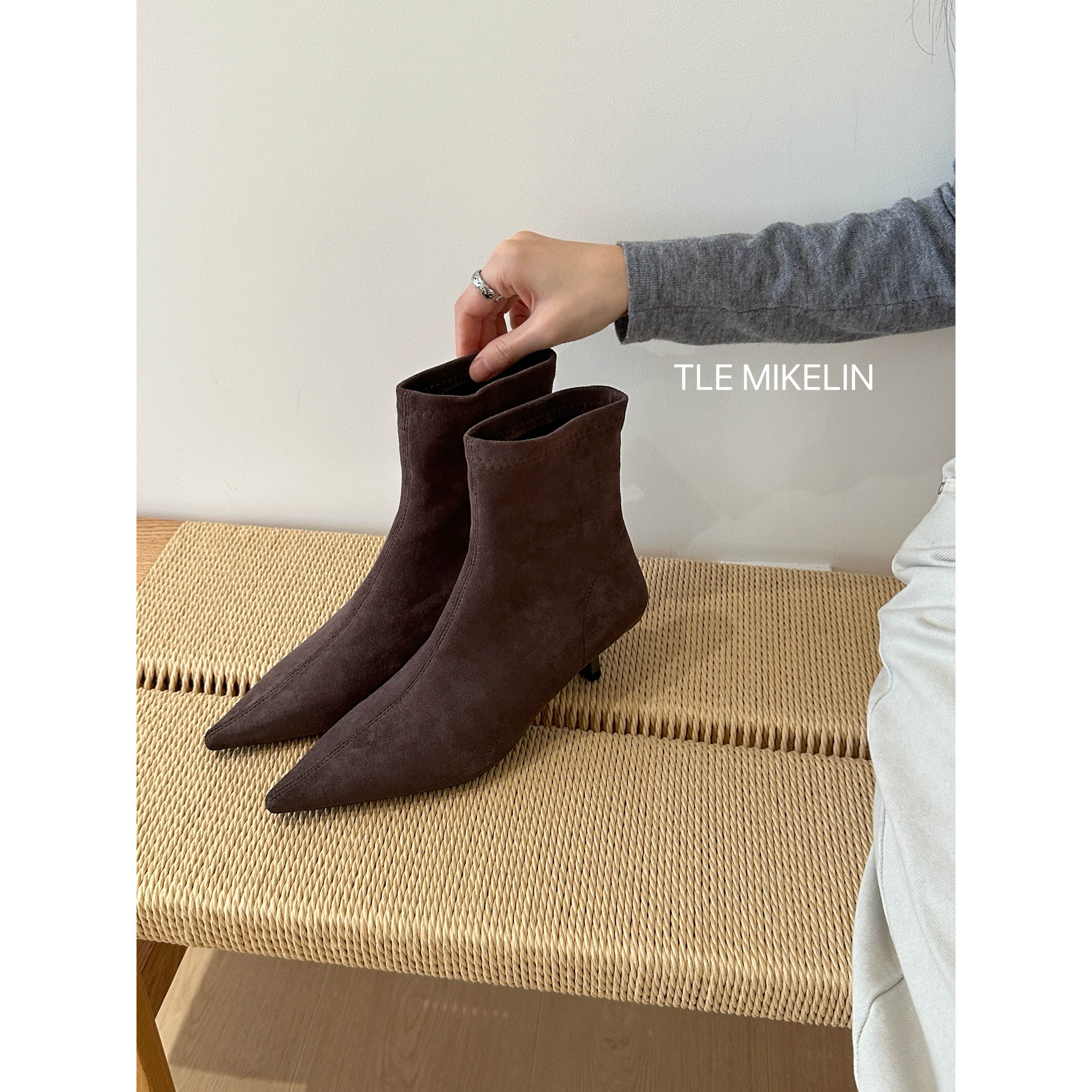 复古风加绒面短靴女冬季