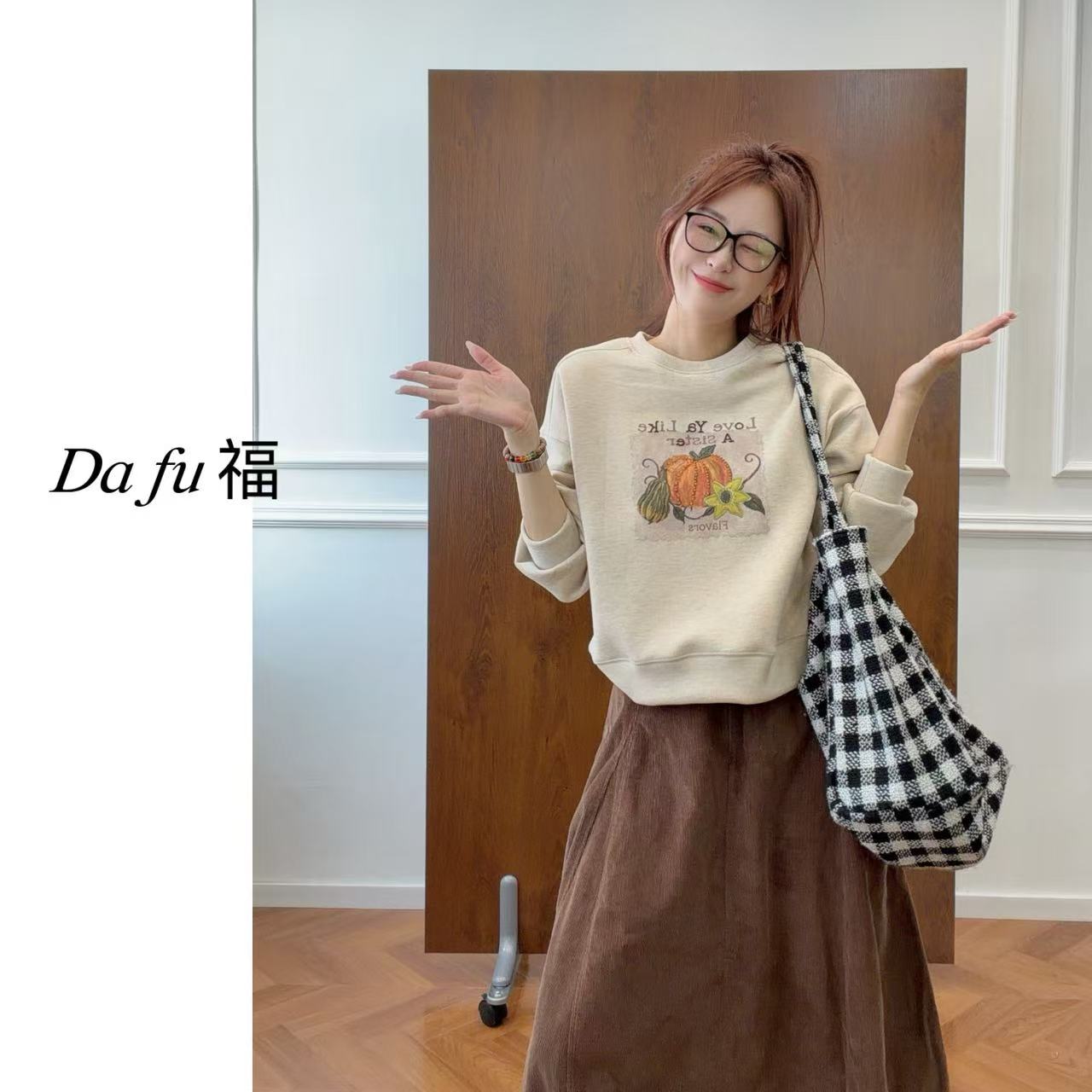 [大福Dafu]-南瓜趣绘 休闲风圆领印花卫衣女宽松百搭减龄长袖上衣