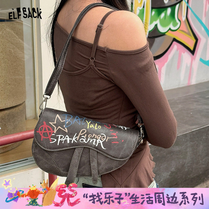 妖精的口袋复古涂鸦马鞍包女2026年新款重工鬼马街头单肩包斜挎包