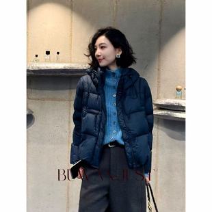 B2521 高定蓬松轻盈保暖90绒连帽羽绒服 BUWANJUST 普鲁士蓝