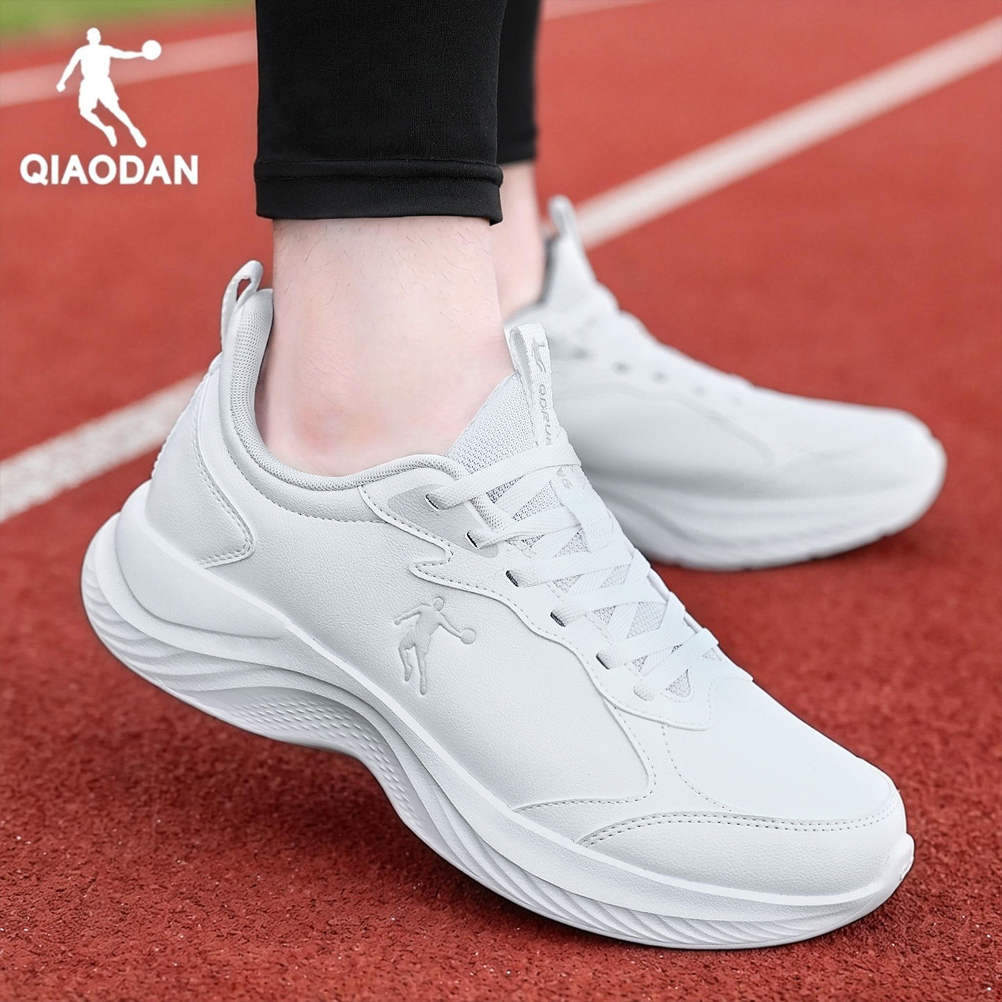 乔丹男鞋学生软底防滑耐磨透气跑步鞋轻便减震运动休闲青年运动鞋