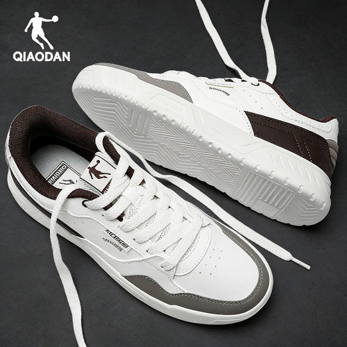 运动鞋乔丹轻便透气小白鞋男
