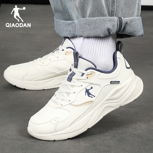 厚底学生休闲运动鞋 轻便减震老爹鞋 冬加绒皮面百搭跑步鞋 乔丹男鞋