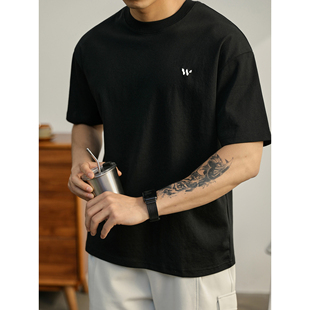 衫 LUUD 夏日潮流小刺绣圆领上衣棉质短袖 都市极简风落肩T恤衫 男士