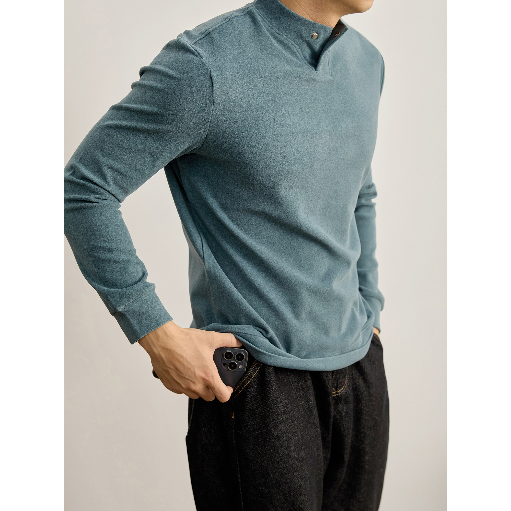 LUUD 莫兰迪色系冬季保暖德绒打底衫卫衣复古风一粒扣中领上衣男