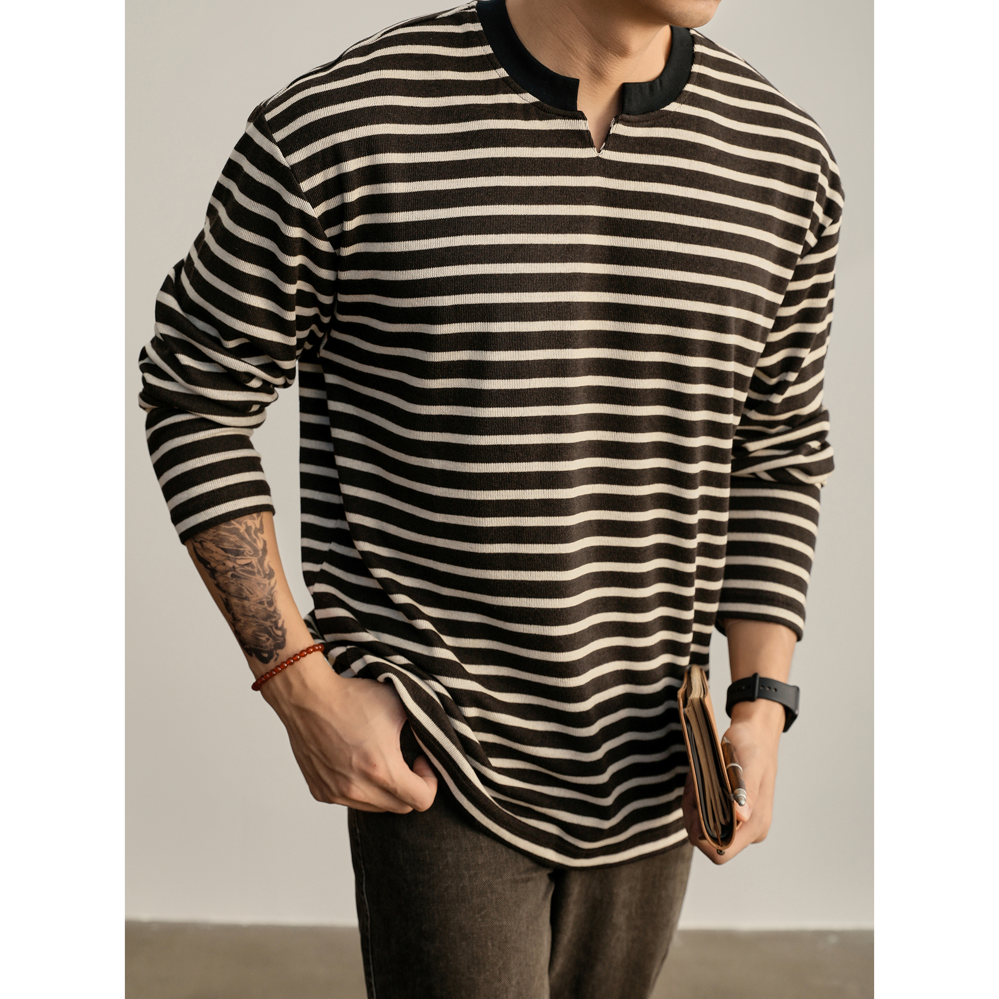 LUUD 重磅280克复古撞色小V领条纹长袖T恤男松弛感宽松落肩针织衫