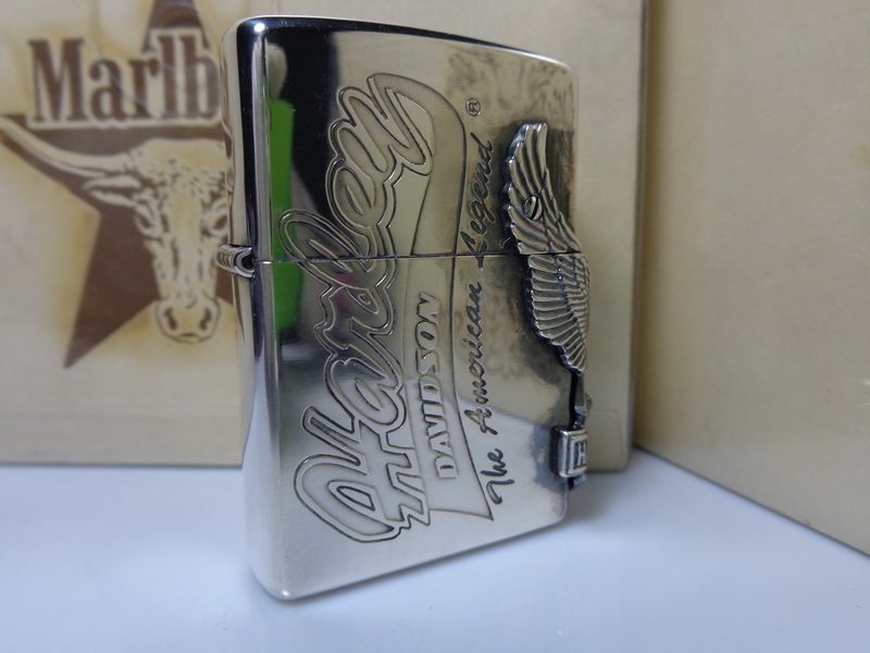 原装 2000年H全新镀银蚀刻哈雷斜体中侧鹰防风打火机 ZIPPO