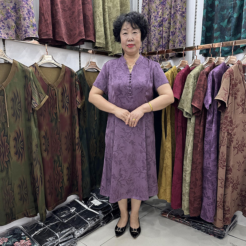 妈妈夏装V领时尚桑蚕丝连衣裙