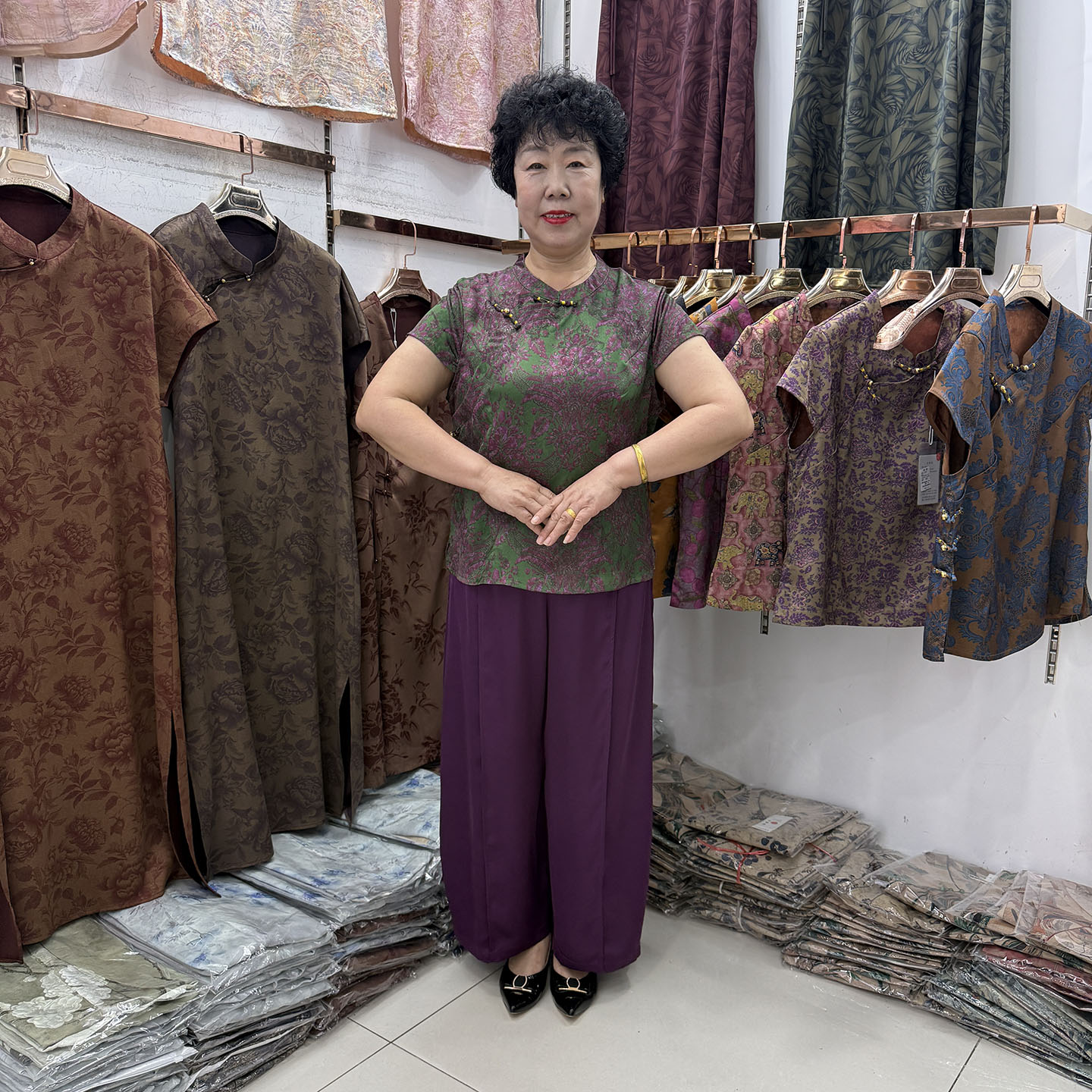 妈妈夏装中式盘扣短袖套装女2026改良旗袍上衣+紫色阔腿裤两件套