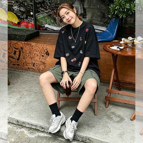 日单T恤新款刺绣图案纯棉上衣文艺短袖女宽松休闲大码圆领tshirt