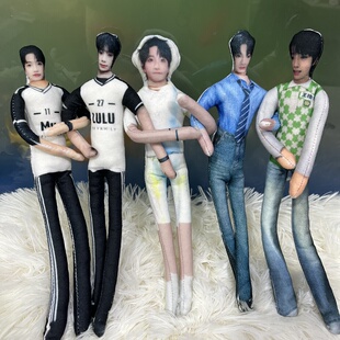 TF家族运动会王橹杰穆祉丞抽象老鼠干玩偶现货内置骨架随意造型