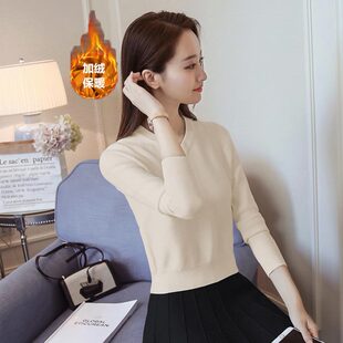 加绒加厚毛衣女长袖针织打底衫2026秋冬修身保暖短款收腰套头上衣