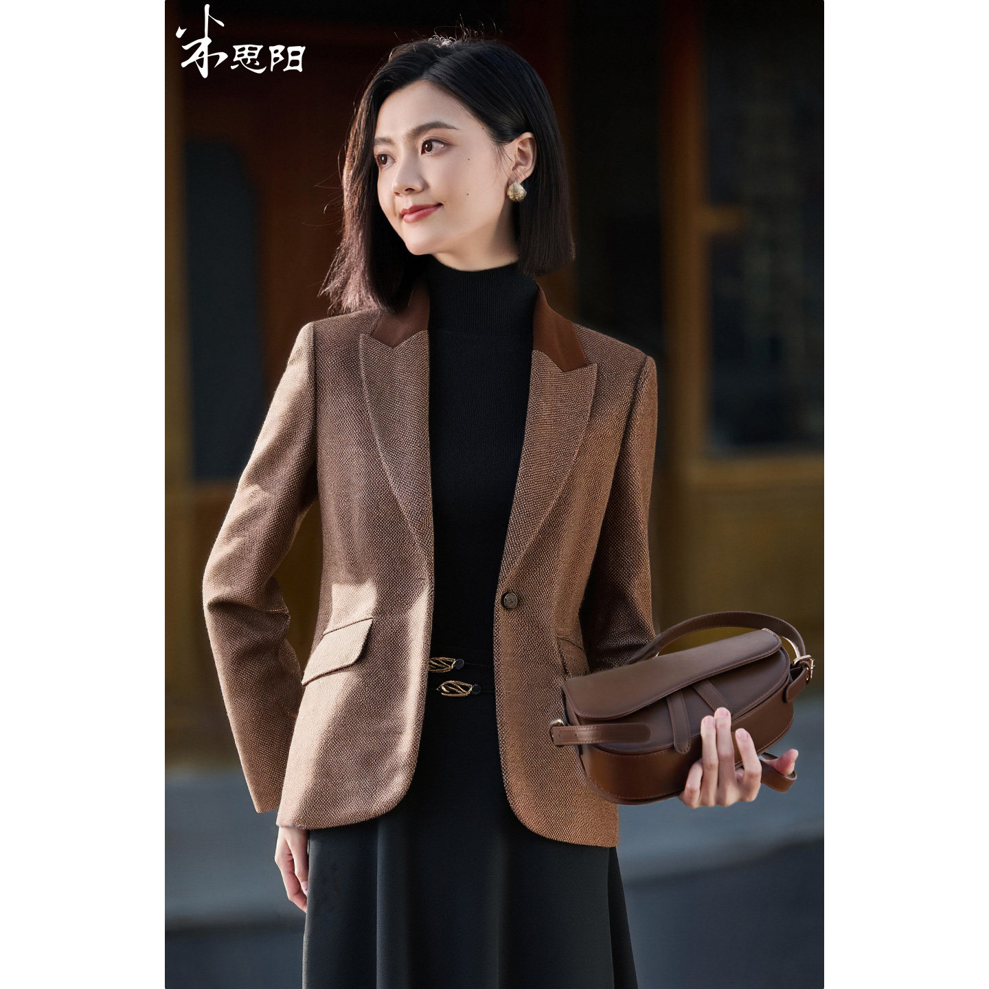 米思阳2026春季新款复古气质绵羊毛短外套一粒扣拼接领西装上衣女,女装/女士精品,西装,淘宝优惠券,粉丝福利购,淘宝优惠卷