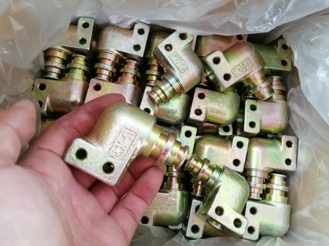 厂家直销弯头KJ5-19快速接头