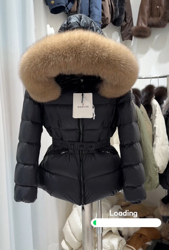 《实体同款》2025新款狐狸毛领皮草外套女短款90%鹅绒蒙口羽绒服