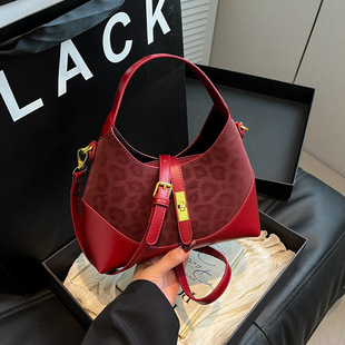 复古甜美高级感小众包包女手拎包时尚斜挎包磨砂爆款手提饺子包