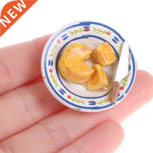 1:12 Dlhouse Miniatures Food Cheese Cake on Porcelain