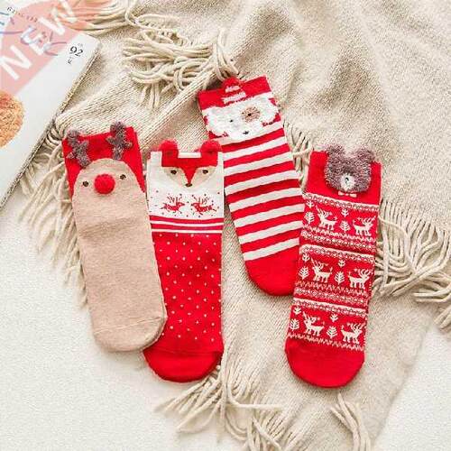 1 Pair Birthday Xmas Gifts Red Santa Socks Party Decoration