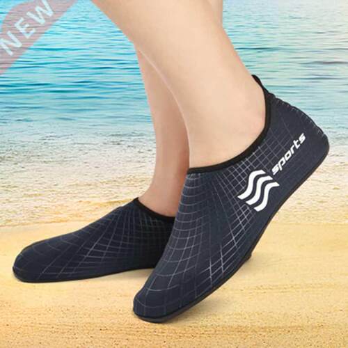 Comfortable Quick Dry Mans Beach Surfing Slippers Flat Soft