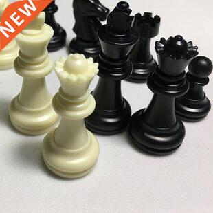 32 Medievl Plstic Chess Pieces Set King Height 49mm Chess