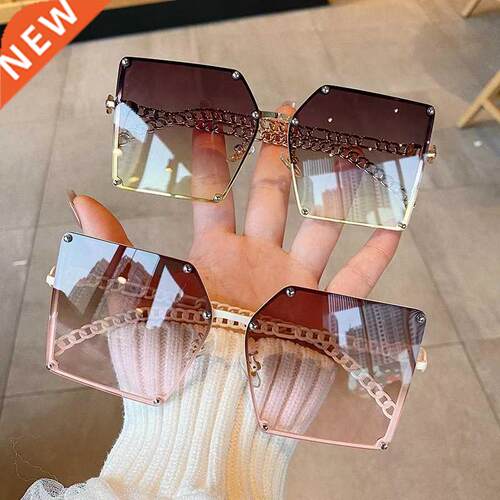 2022 New Square Sunglasses Women Fashion Oversized Metal Fra