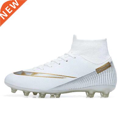Lightweight Outdoor Soccer Shoes Men Sneakers Boys Training