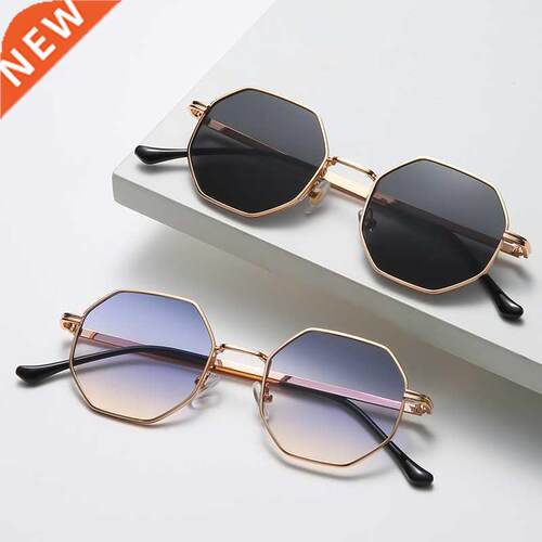 Luxury Square Sunglasses Men Women Fashion Small Frame Polyg