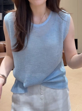 BYBi 夏季纽扣设计感显瘦针织短袖宽松简约圆领上衣LK2511547