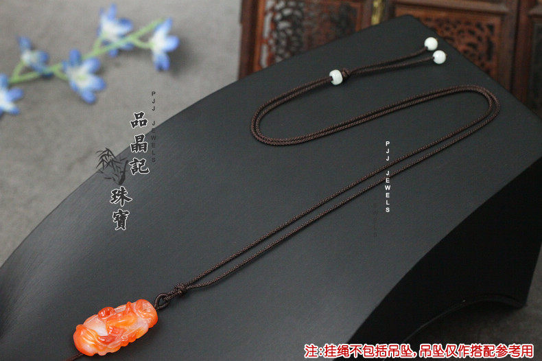 MENS AND WOMENS VERSATILE HAND-WOVEN PENDANT ROPE PENDANT ROPE PENDANT ROPE NECKLACE ROPE NATURAL JADE BEESWAX SIMPLE CLAVICLE CHAIN