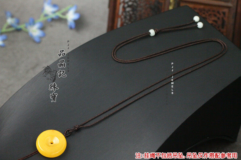 MENS AND WOMENS VERSATILE HAND-WOVEN PENDANT ROPE PENDANT ROPE PENDANT ROPE NECKLACE ROPE NATURAL JADE BEESWAX SIMPLE CLAVICLE CHAIN