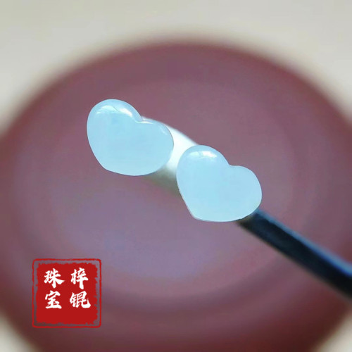 天然翡翠耳钉玉石一体爱心防过敏