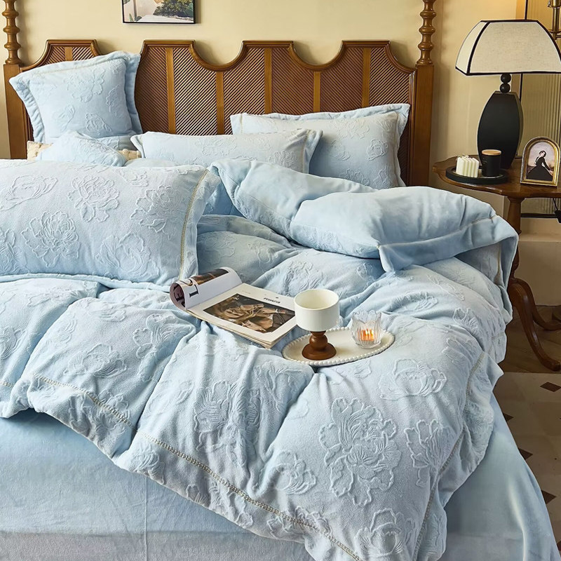 秋冬季公主风雕花牛奶绒圆床四件套双面绒被套加绒圆床单圆床罩2m