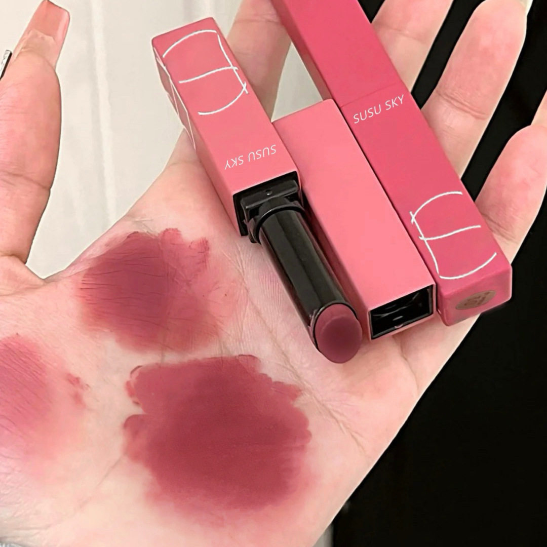秋冬新品哑光雾面细管口红唇膏奶茶豆沙色小众显白自然显白好用