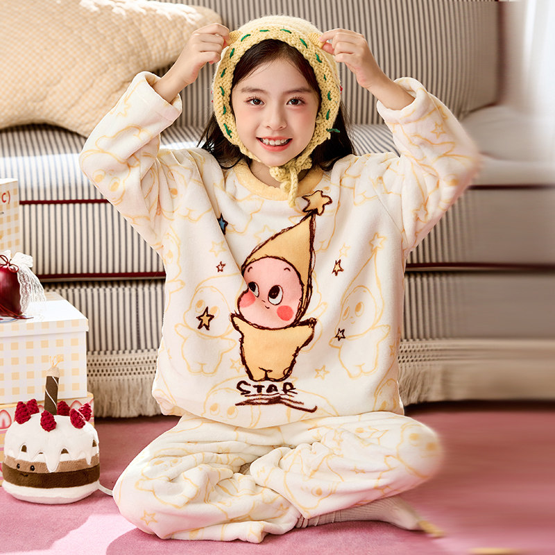 星星人卡通法兰绒女童家居服套装