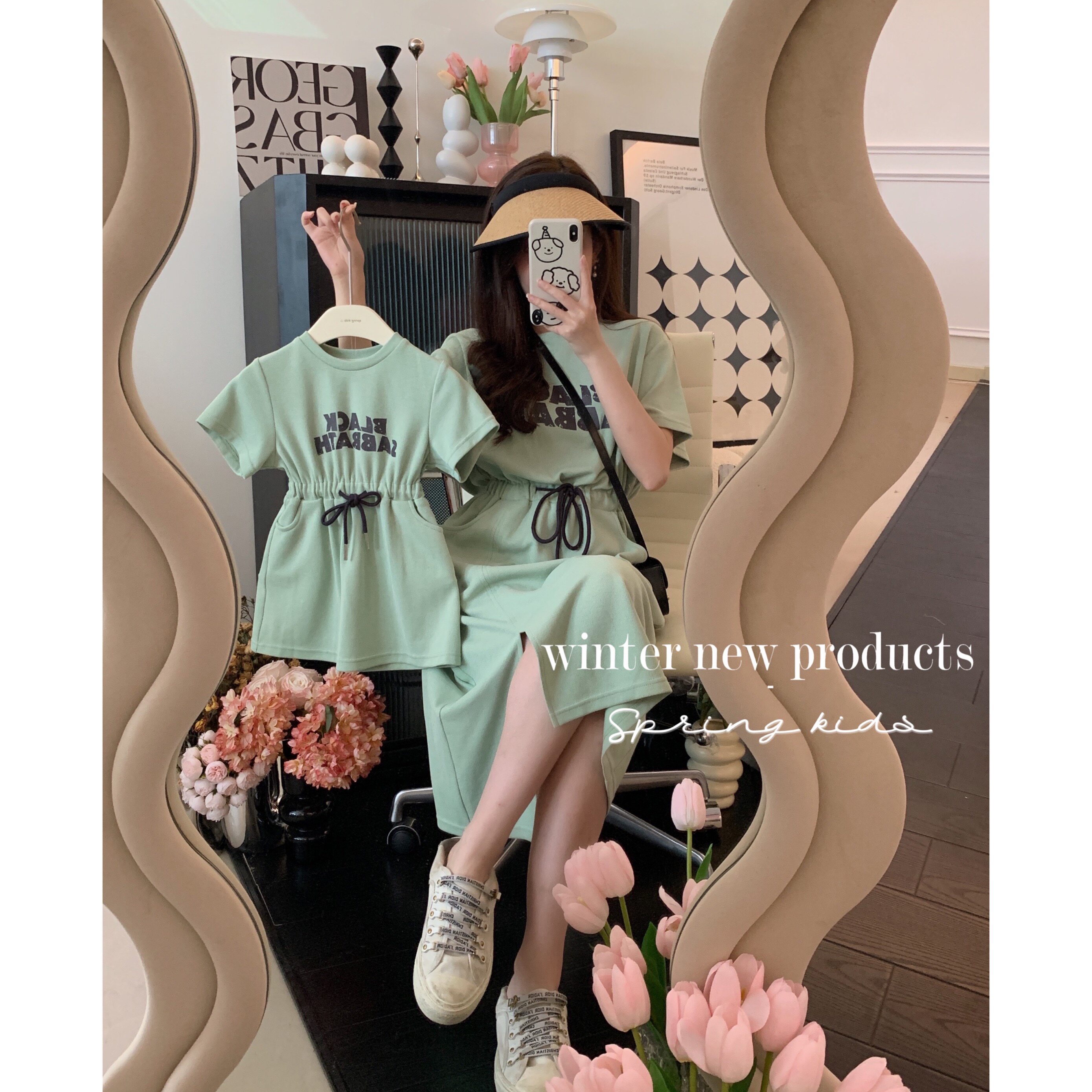 봄 한국 아동복 엄마와 딸 여름 거리 밝은 녹색 졸라 매는 끈 티셔츠 스커트 아동 캐주얼 티셔츠 반바지 정장