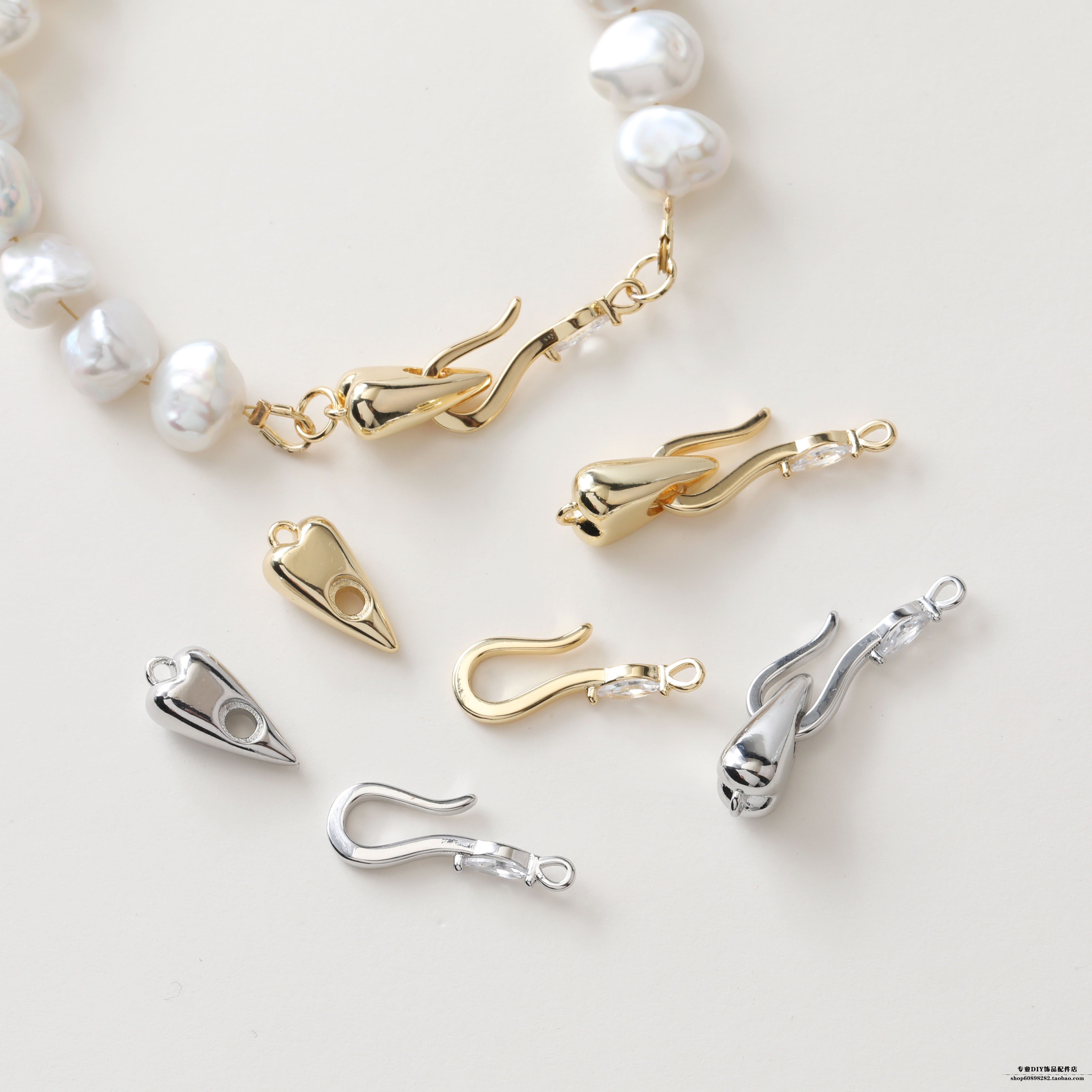 14K包金电镀真金色精致爱心O+T扣