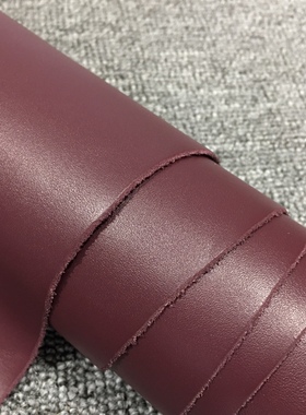 C3286意大利酒红色平纹头层牛皮真皮手工DIY皮料1.4mm适中
