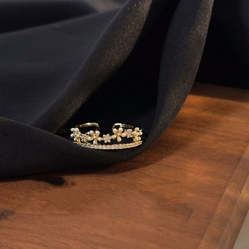 新品新款时尚微镶锆石花朵双层戒