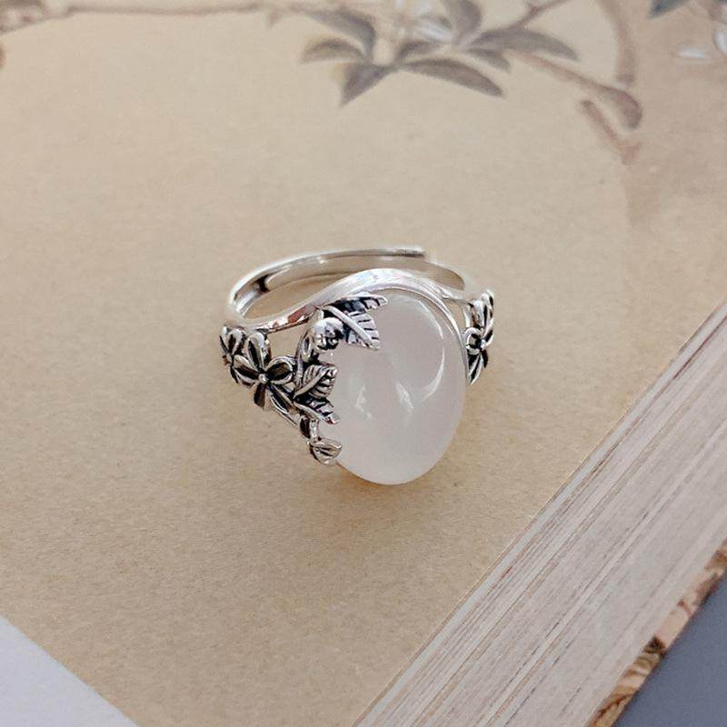 复古白玉髓小众设计个性首饰百搭女士和田玉国风花朵指环