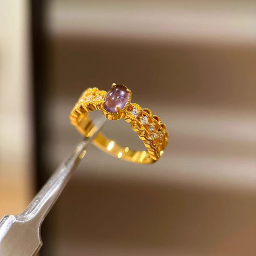 新品古法黄金色镂空花丝鸽子蛋戒