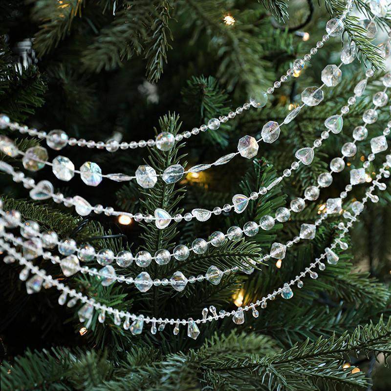 Christmas tree ornaments, bead chains, Christmas pendants