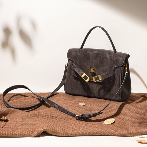 2025秋冬凯莉包擦色牛皮邮差包