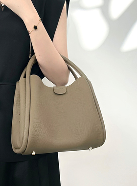 头层牛皮手提水桶包2026新款包包女经典百搭大容量单肩斜挎菜篮子