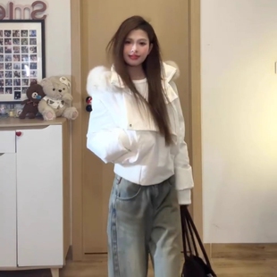 美式复古潮牌辣妹收腰设计短款棉服女冬季新款大毛领连帽加厚外套
