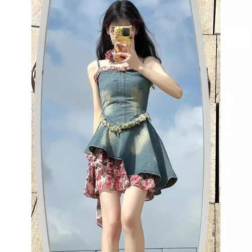 复古辣妹纯欲牛仔拼接碎花连衣裙