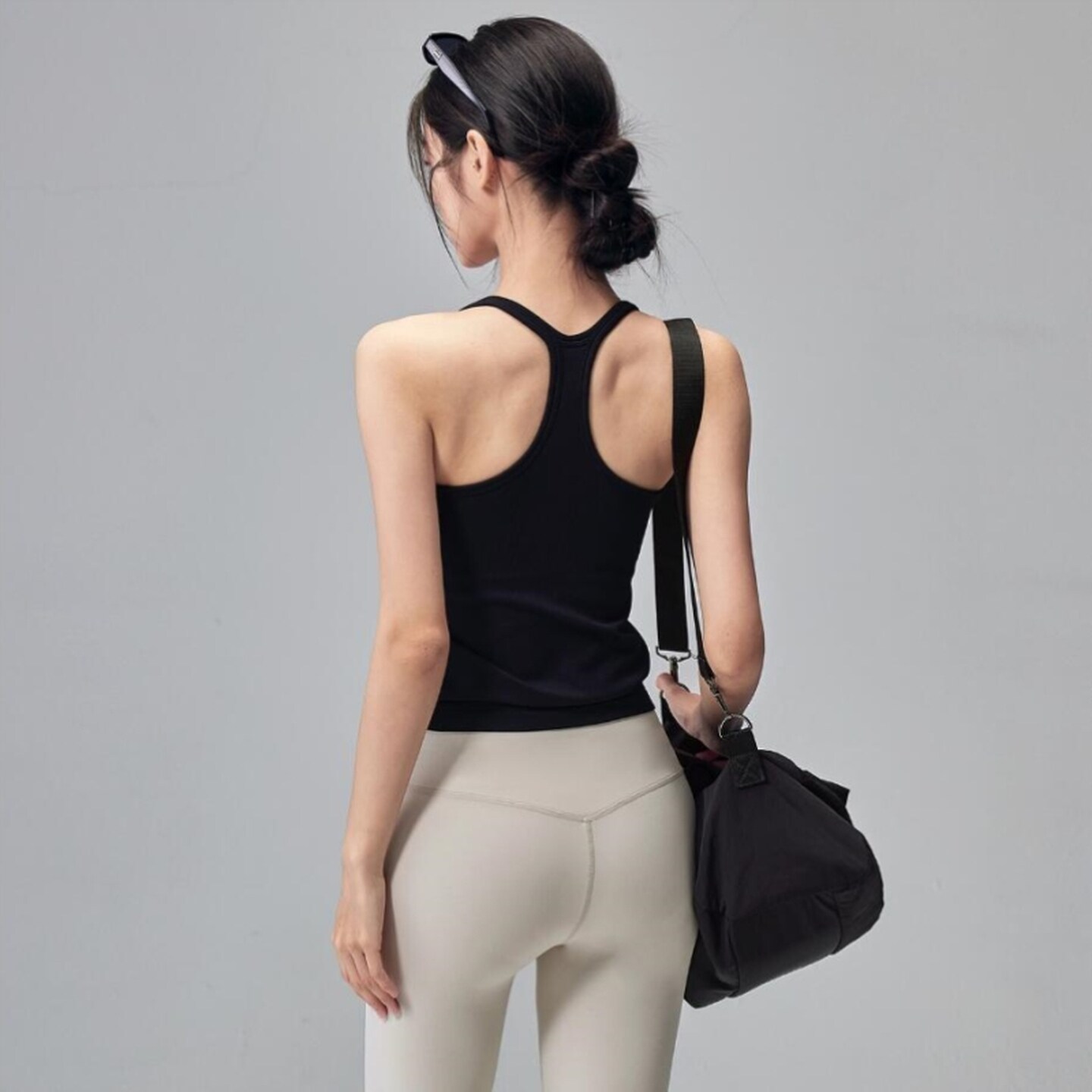 健身女孩带胸垫运动背心防震速干跑步内衣弹力工字吊带瑜伽服上衣