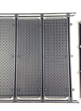 KM5大G巴博斯6*6 六驱版本行李架专用遥控攀爬车RC模型TH01157/58