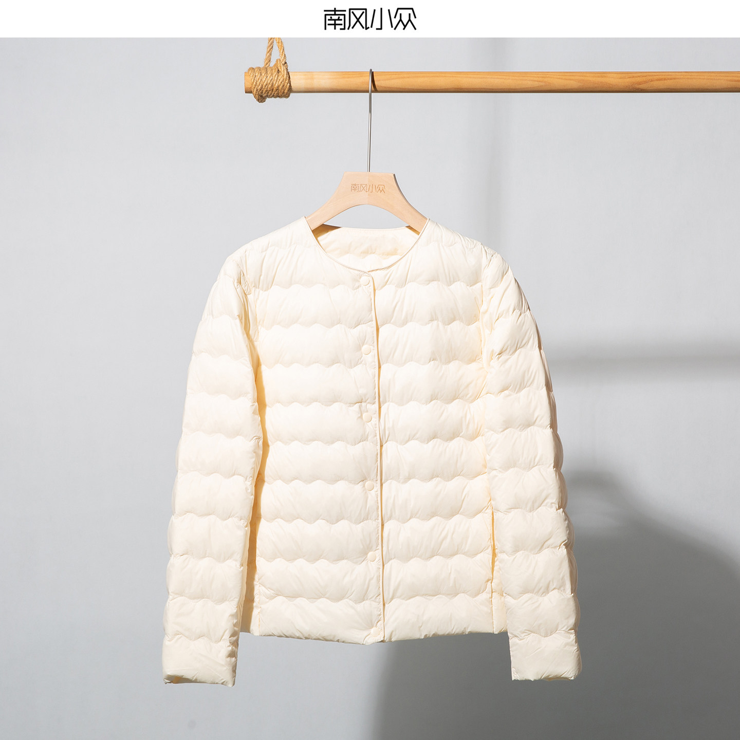 轻薄款羽绒服女内胆短款外套90绒