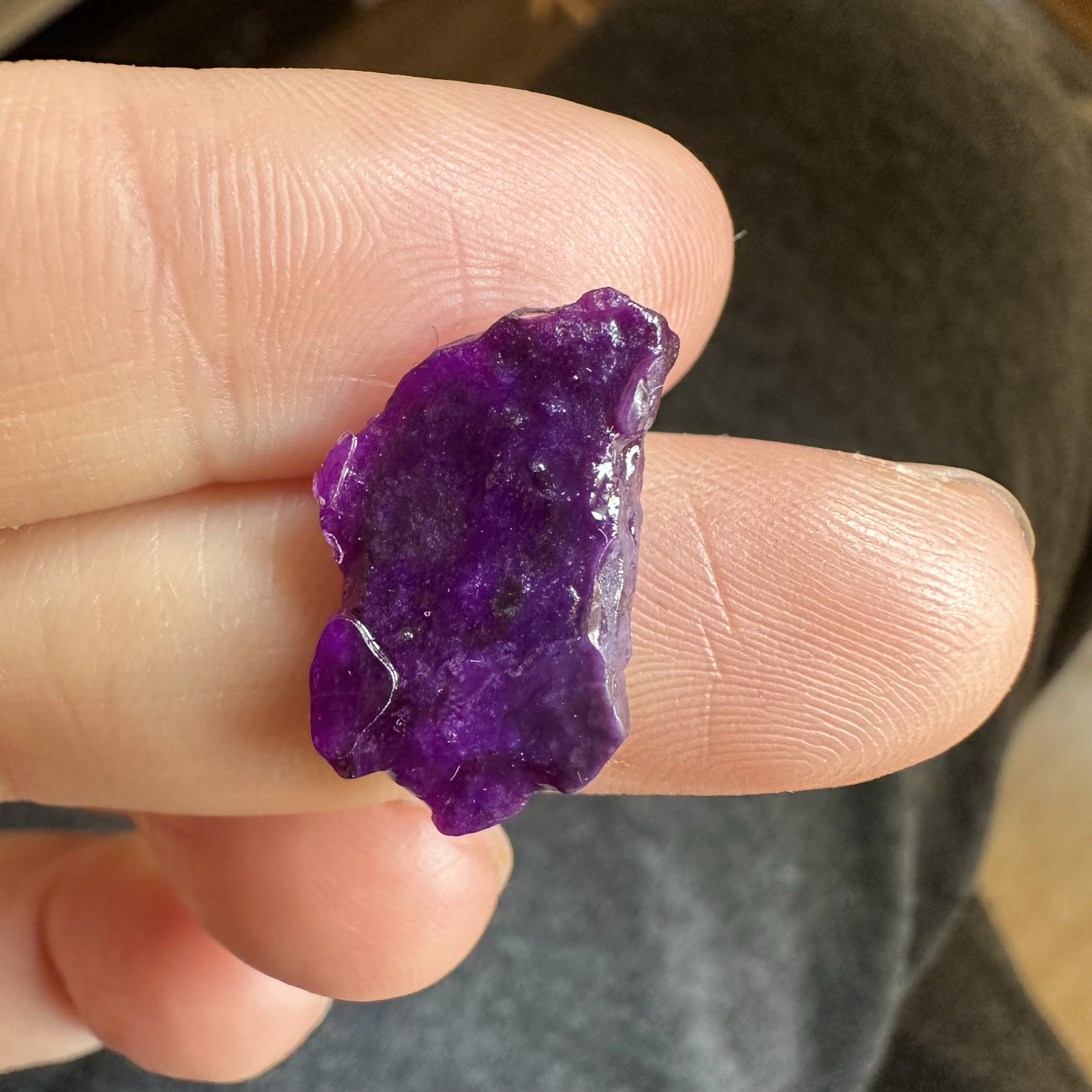 醒走 南非天然舒俱来老料1号矿皇家紫帝王紫色原石小料原料标本